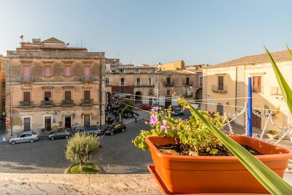 Experience Il Paesino Hotel Licodia Eubea Екстериор снимка