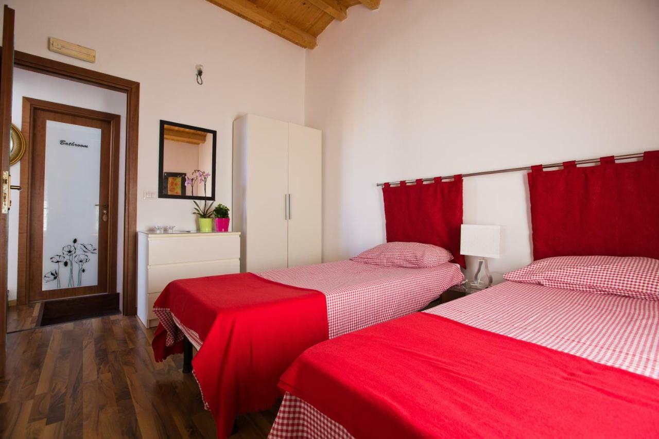 Experience Il Paesino Hotel Licodia Eubea Екстериор снимка